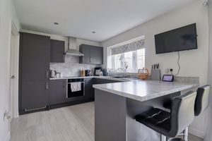 Kitchen/Diner- click for photo gallery